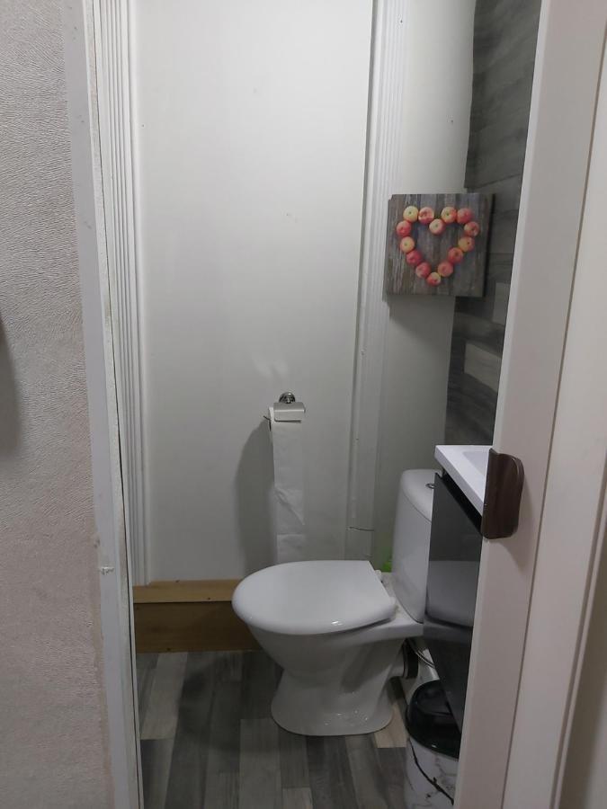 Sint-Pieters Station Rooms Гент Екстериор снимка